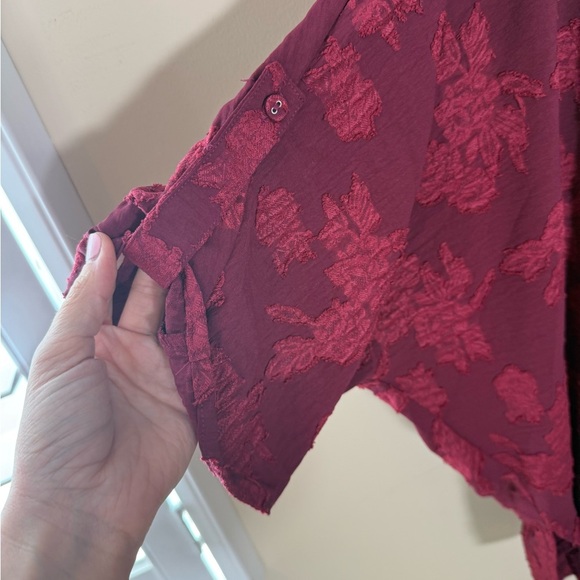 Umgee USA Oversized Floral Burnout Top red size L - Picture 5 of 7